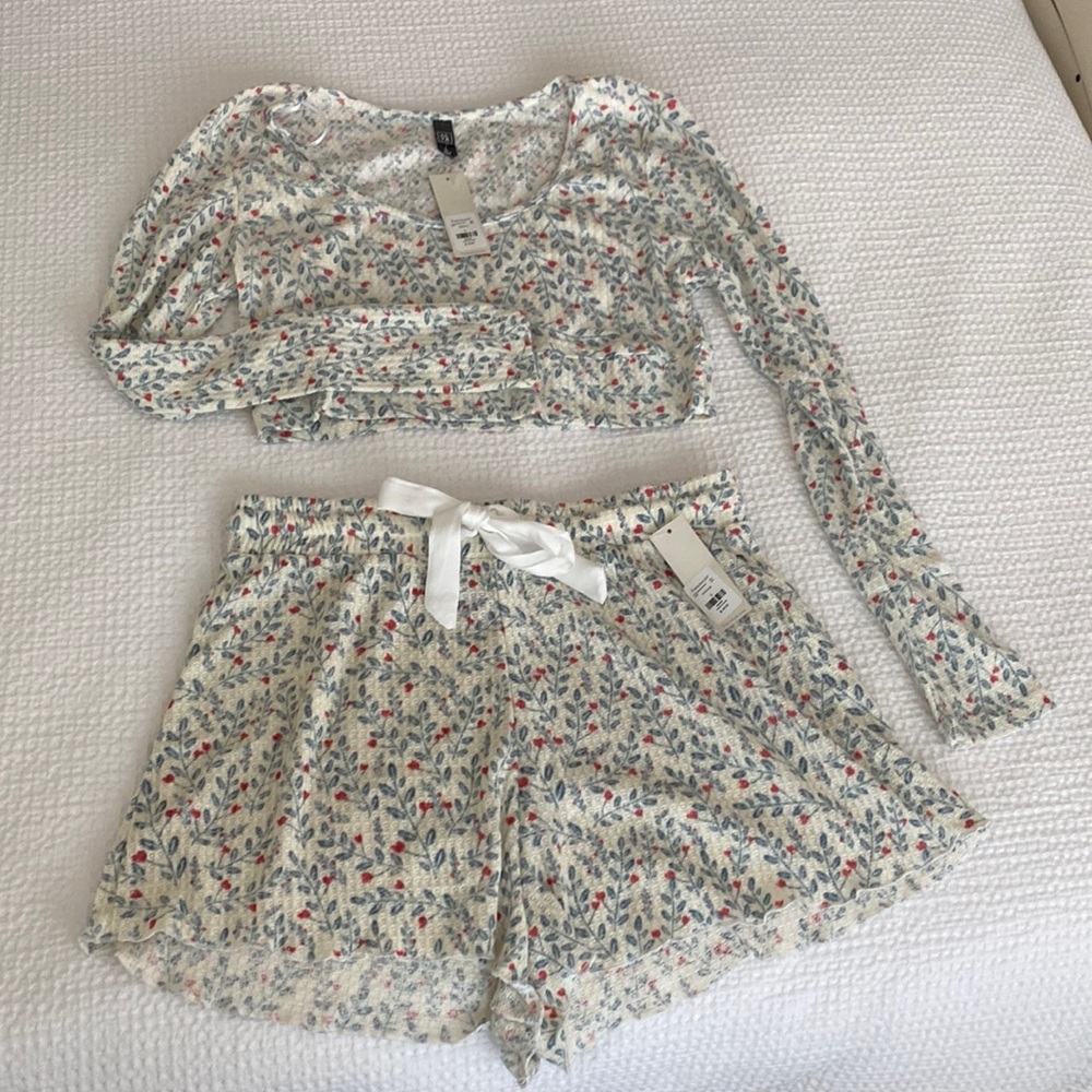Floral lounge set